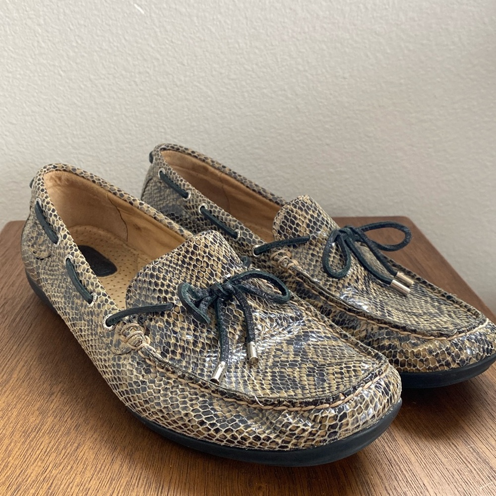 Sperry Snake-Print Leather Driving Loafers in Tan and Black
